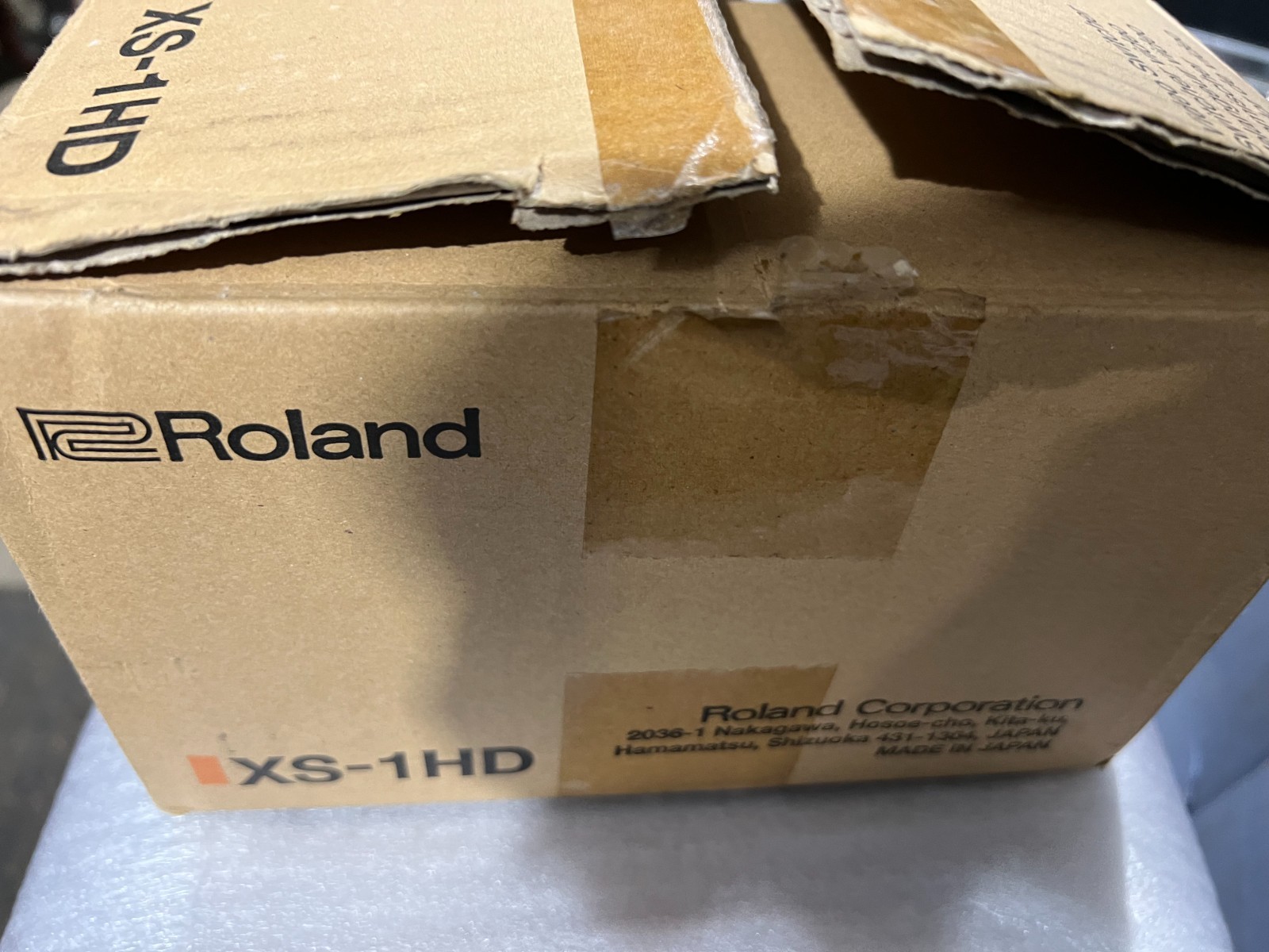 Roland XS 1HD Multi Format Matrix Video Switcher