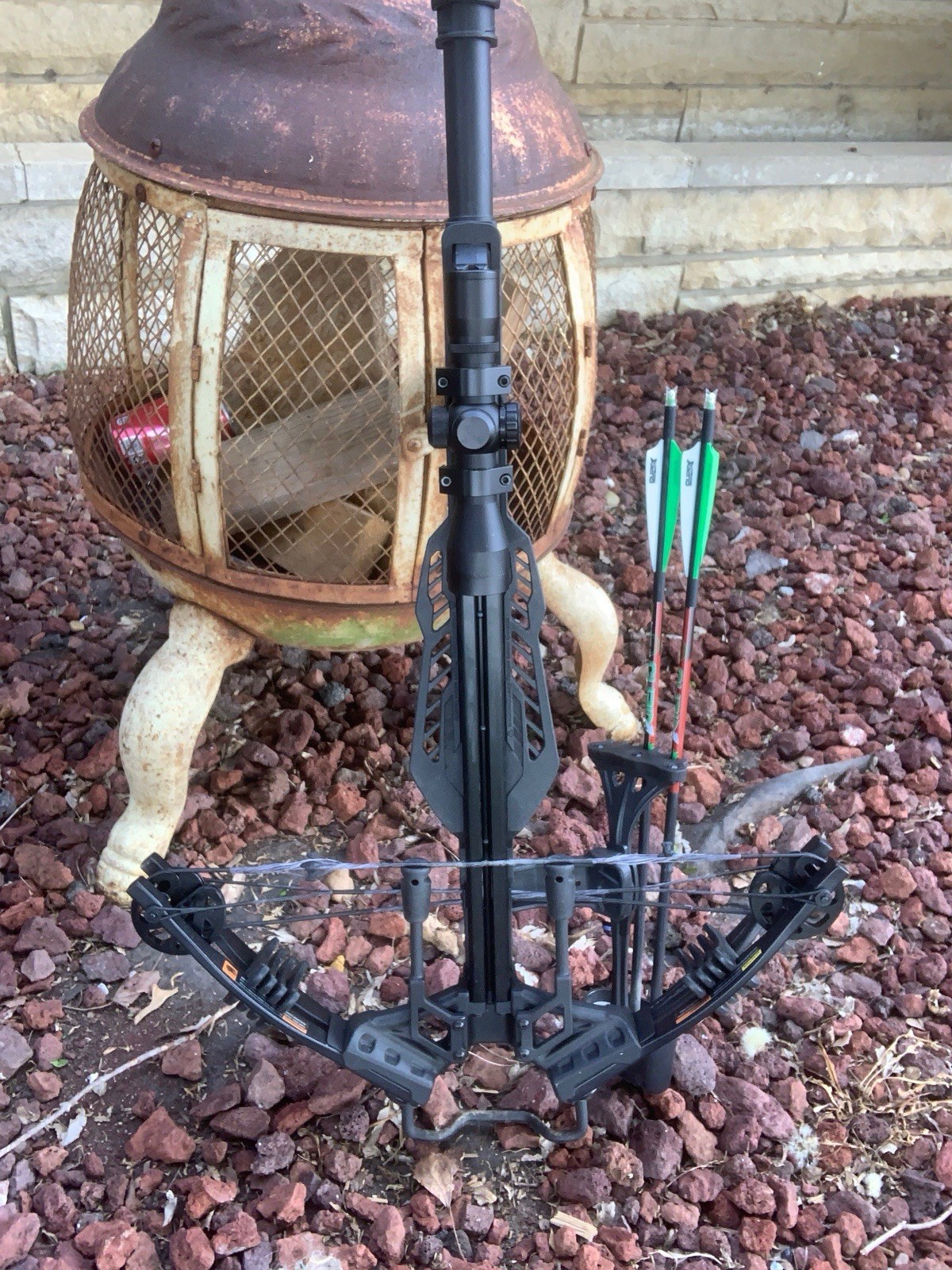 CenterPoint Black Crossbow w/ Scope and Bolts/Arrows, Green Fletching