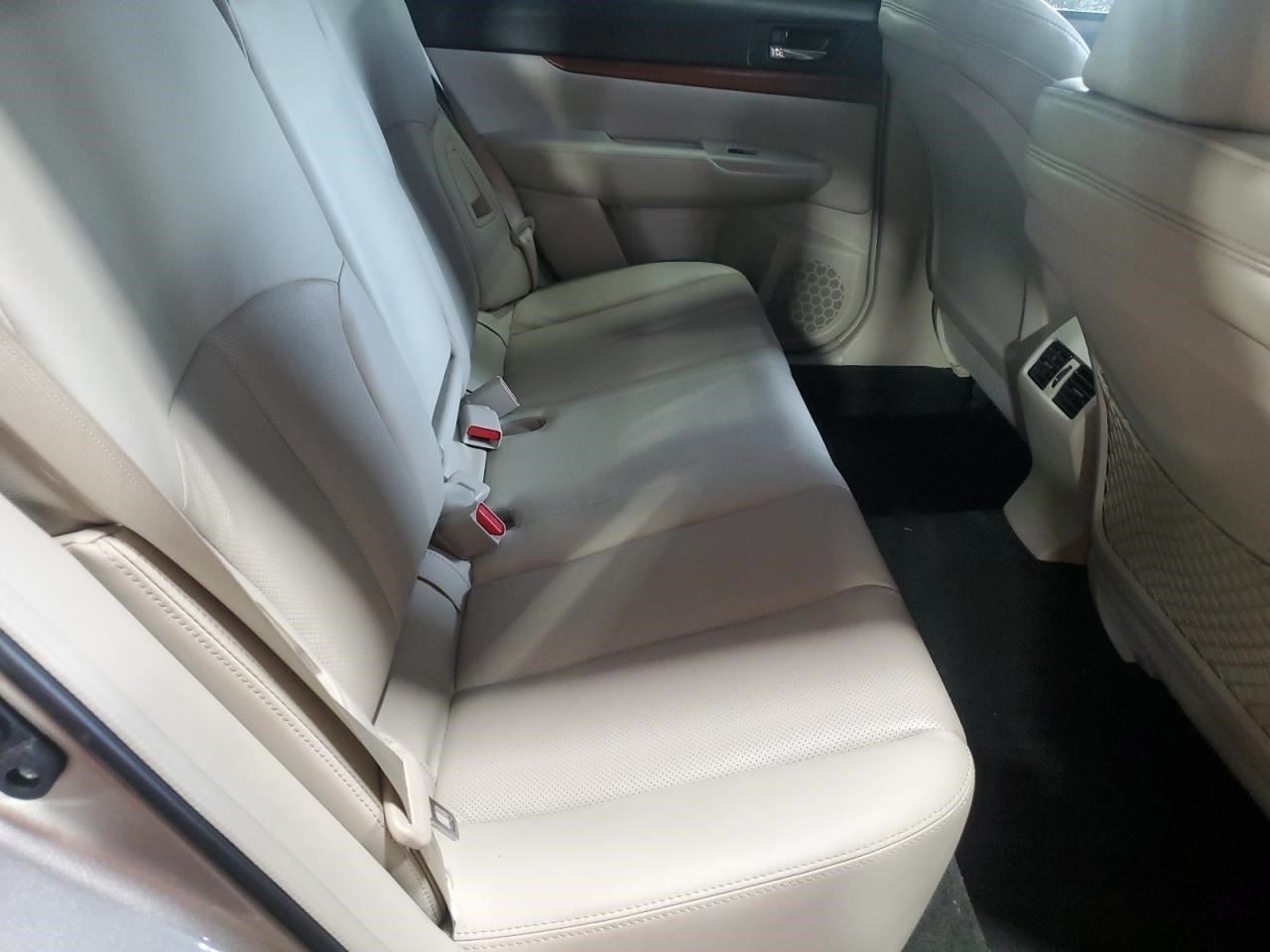 OUTBAKLEG 2014 Glove Box 425938