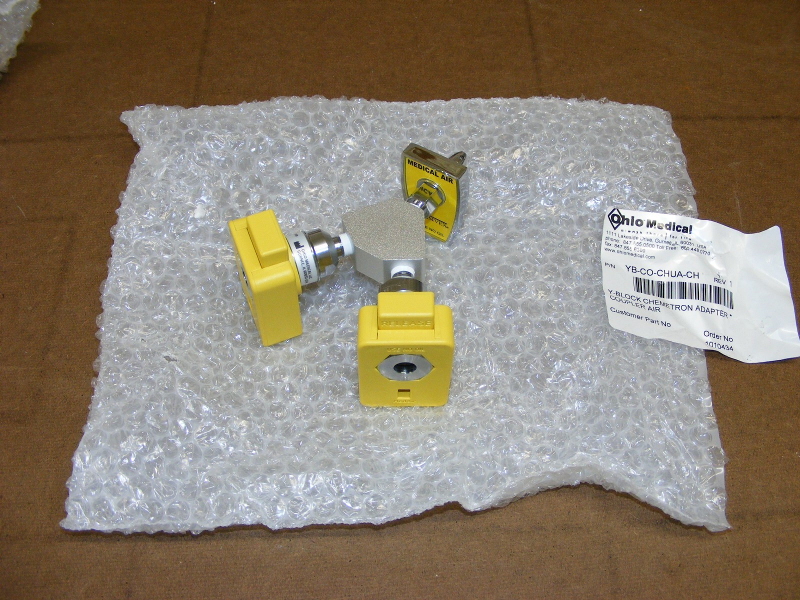 Ohio Medical YB-CO-CHUA-CH Chemetron Y Block Adapter Medical Air Yellow