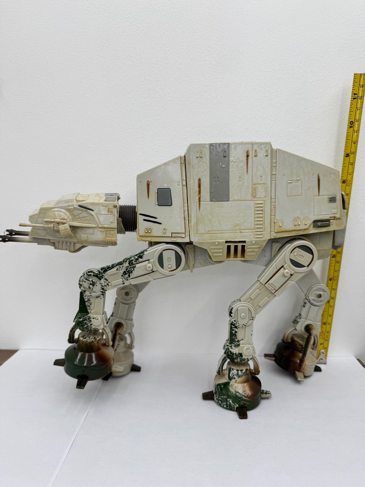 At-At Aquarium Decor: Safe, Themed Fish Tank Ornament