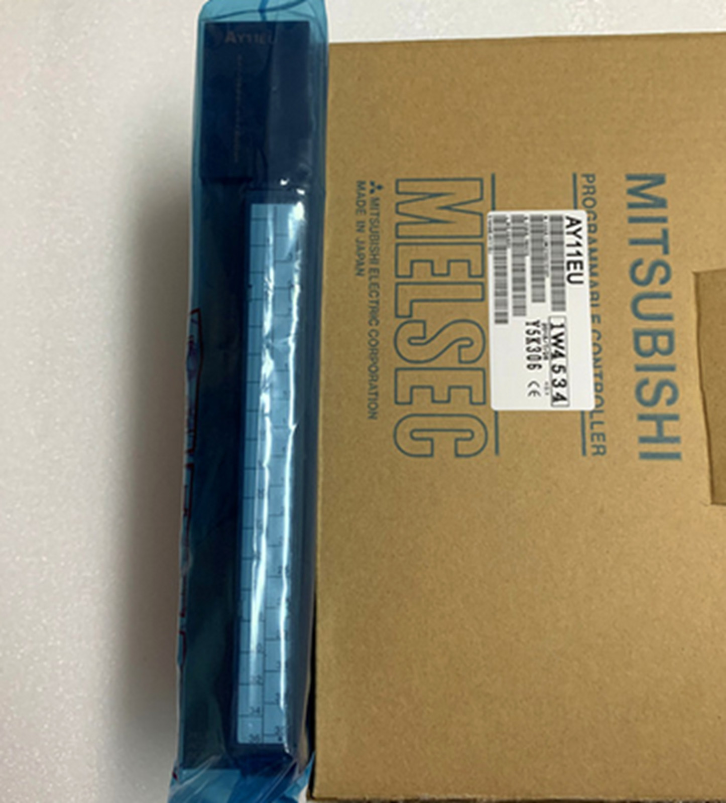 NEW Mitsubishi AY11EU OUTPUT RELAY
