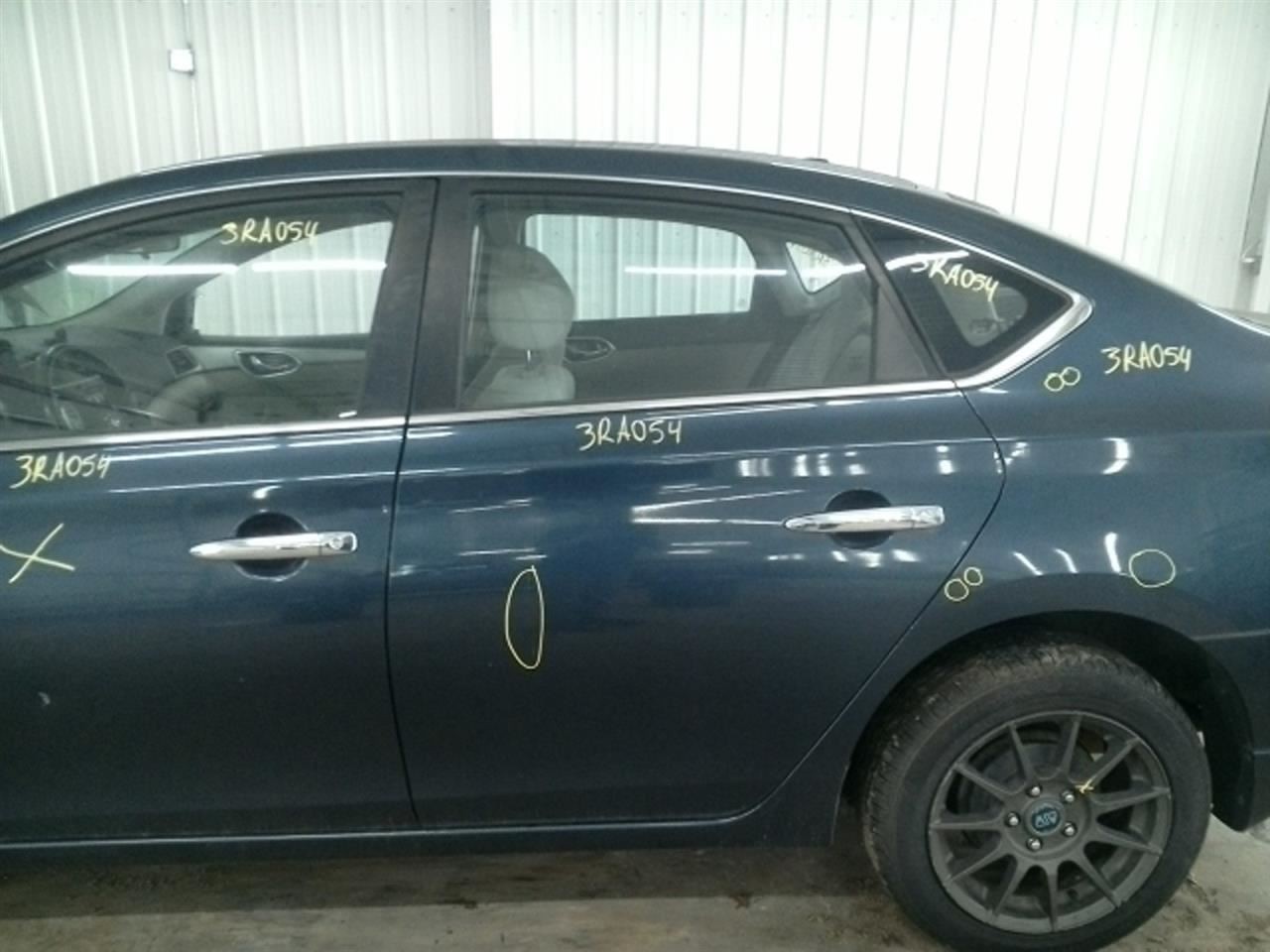 Driver Left Front Spindle/Knuckle Fits 11-25 LEAF 104795915