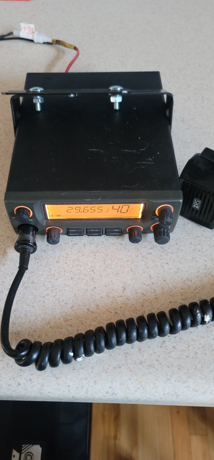 RADIO SHACK TRC 485 CB RADIO AM SSB