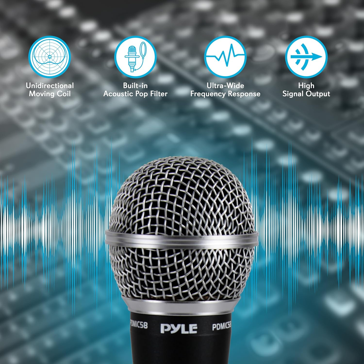 Wireless XLR Adapter System for Dynamic Microphones with Handheld Dynamic Moving