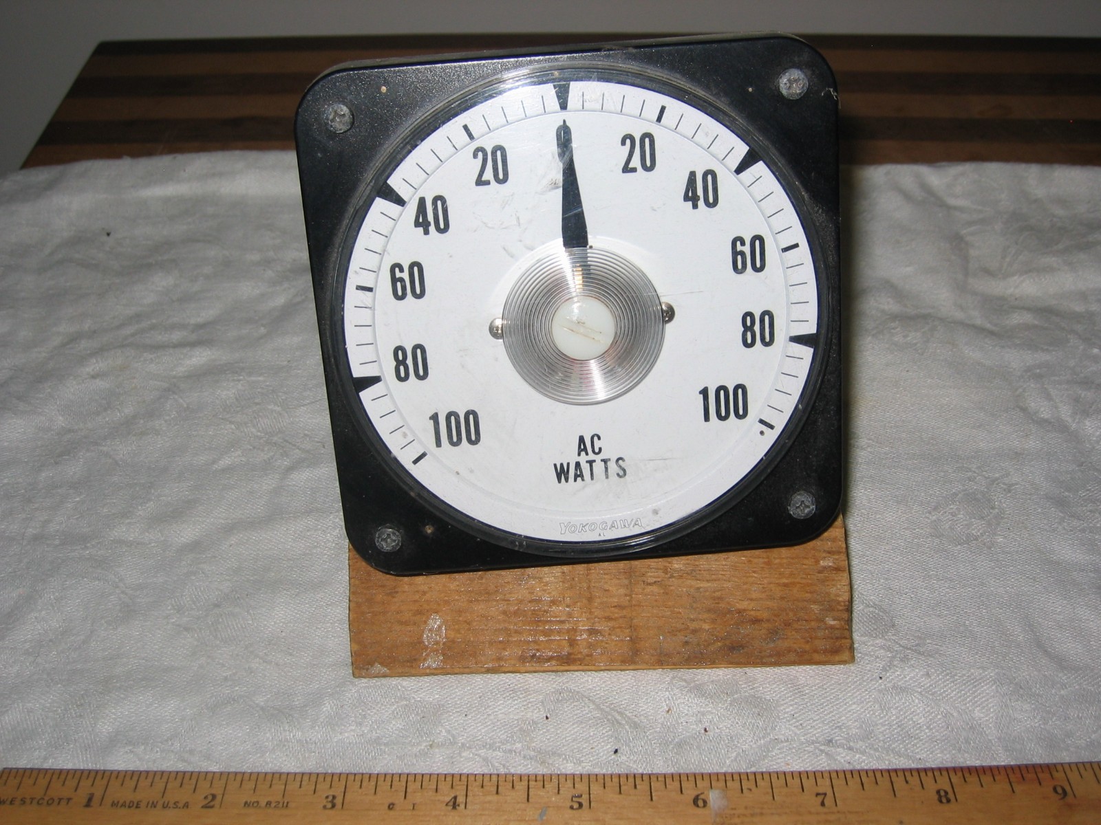 Yokogawa AC Watts Meter 100-0-100 20w increments