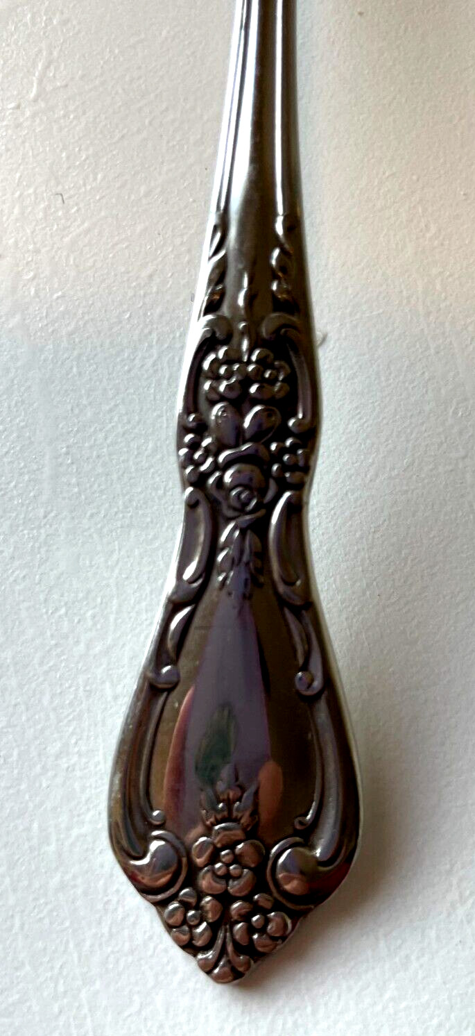 Distinction Deluxe Oneida Raphael Gravy Ladle