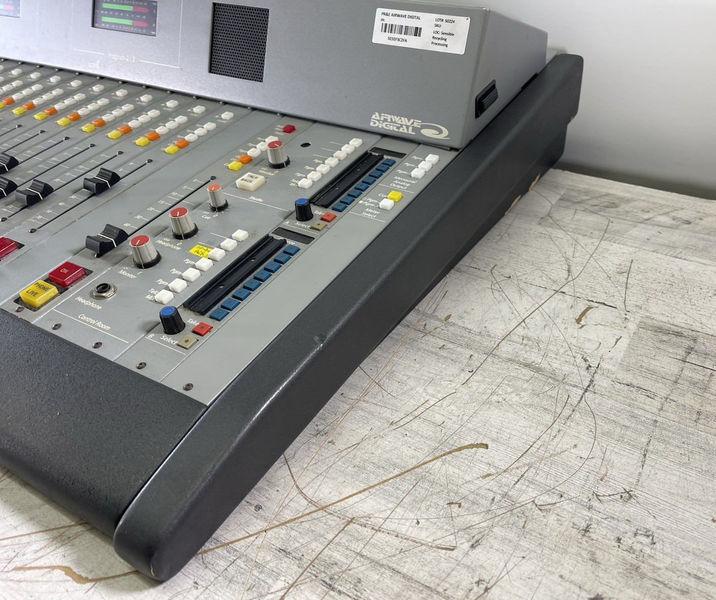 PR&E AIRWAVE DIGITAL PROFESSIONAL BROADCAST AUDIO CONSOLE MIXER - (UNTESTED)