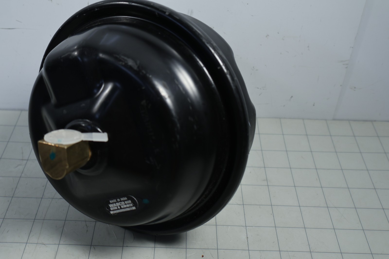 Wabco 4231060080 Type 24 3" Stroke Air Brake Chamber NEW