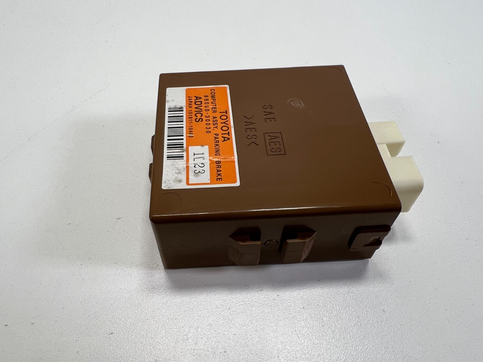 2013-2015 LEXUS GS 350 PARKING BRAKE MODULE COMPUTER ACTUATOR OEM