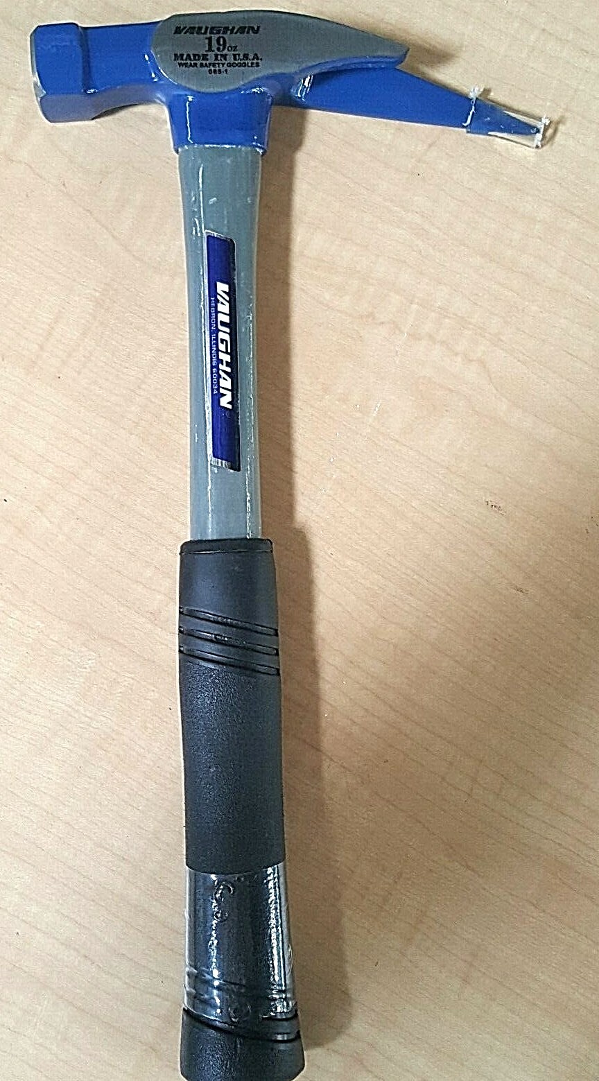 Vaughan CRP19FG Roofing Pick Hammer 19oz Fiberglass Handle | USA Made | New