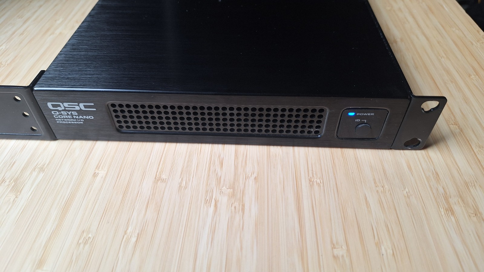 QSC Q-SYS Core Nano Network AV&C DSP Processor w/ Rack Ear & Power Cord