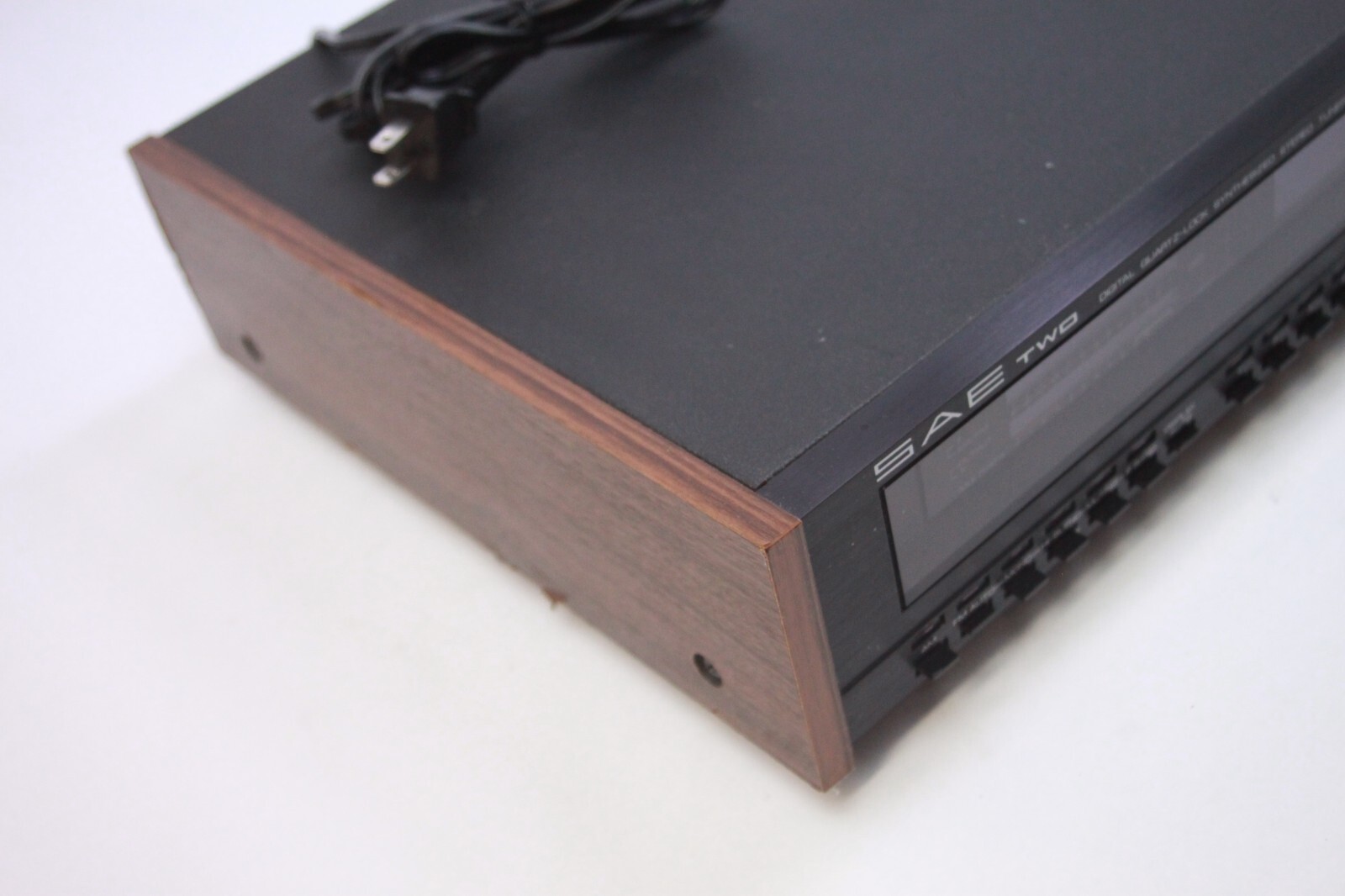 Vintage SAE Two T14 Digital Tuner Working With Issues READ DESCRIPTION
