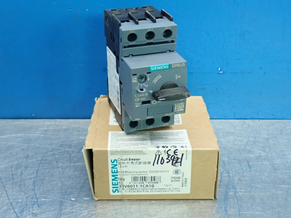 SIEMENS MOTOR CIRCUIT BREAKER 3RV6011-1CA10