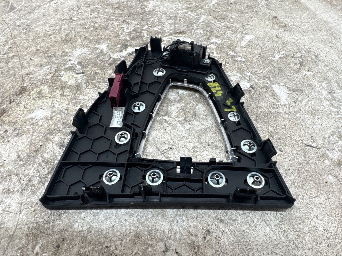 BMW M4 GEARSTICK SURROUND AND SWITCH F83 M4 F33 SEMI AUTO 7850577 2358359