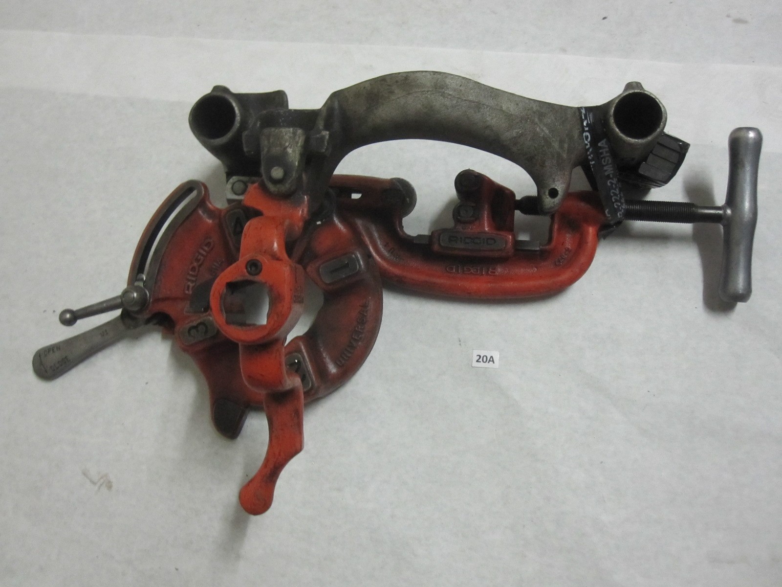 RIDGID 300 Carriage 360 Cutter 811A Die Head for 300 Pipe Threader 341 NO REAMER