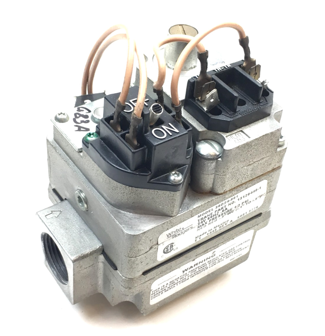 WHITE RODGERS 36D24-901 13120440-1 24V 60 Hz Gas Valve  in / out 3/4" used #G83A