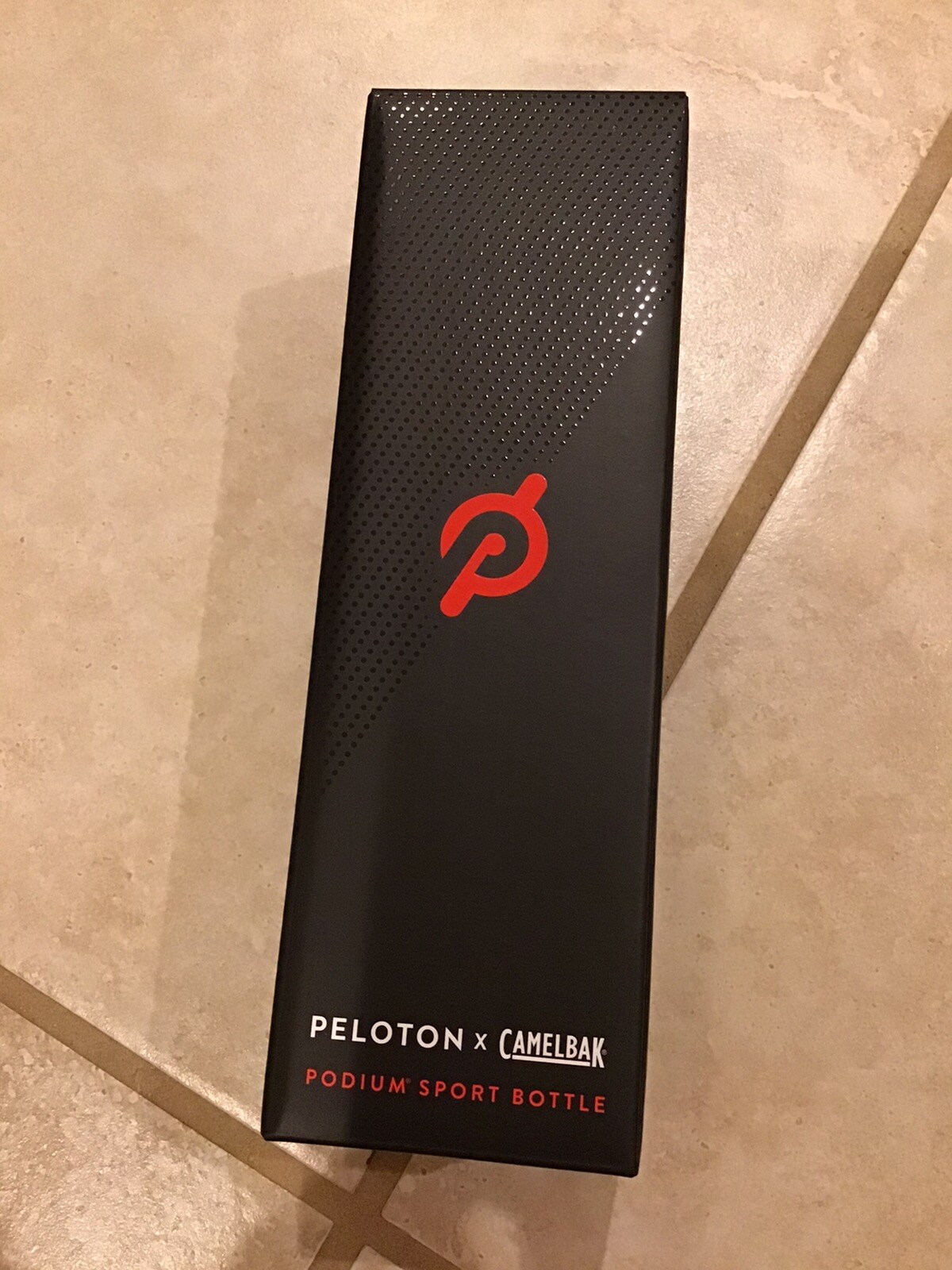 PELOTON x CAMELBAK PODIUM SPORT Water BOTTLE 24oz Gray And Black New