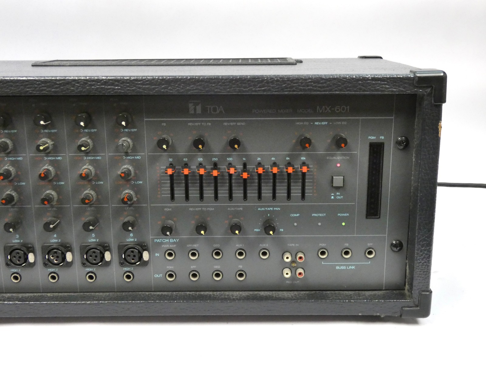 TOA MX-601 Powered Mixer