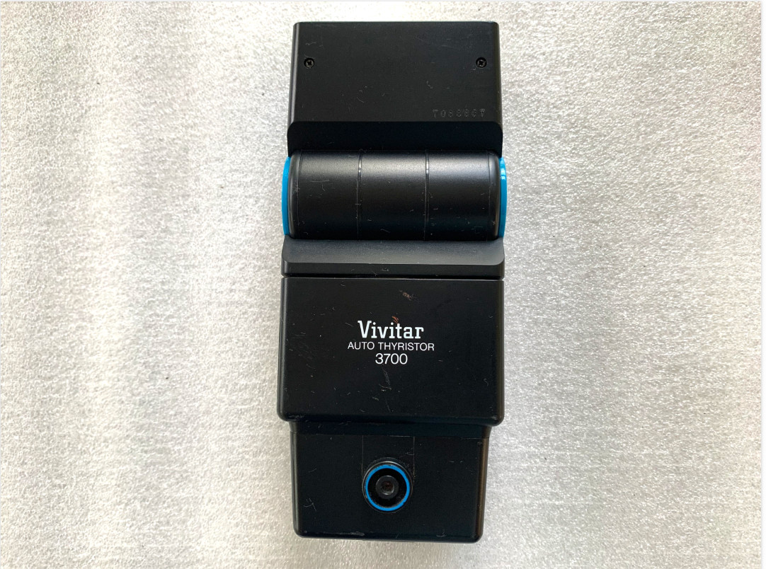 Vivitar Auto Thyristor 3700 Shoe Mount Flash for Canon-Tested