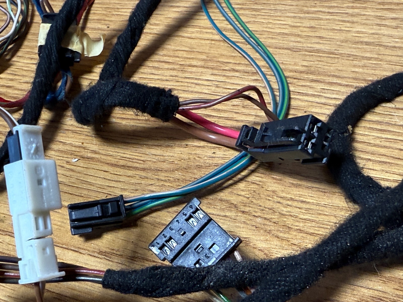 Mercedes-Bens Wiring From 2003 E320 W211 Bag 4 Wiring