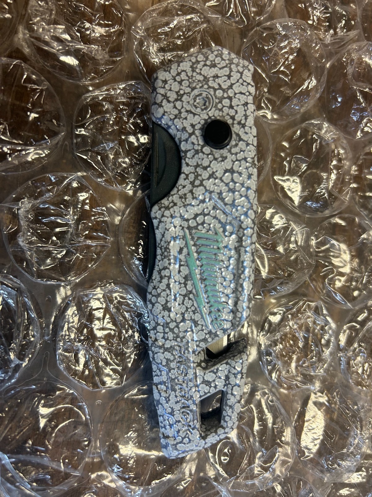 2 Milwaukee fastback knives custom powdercoated. READ DESCRIPTION