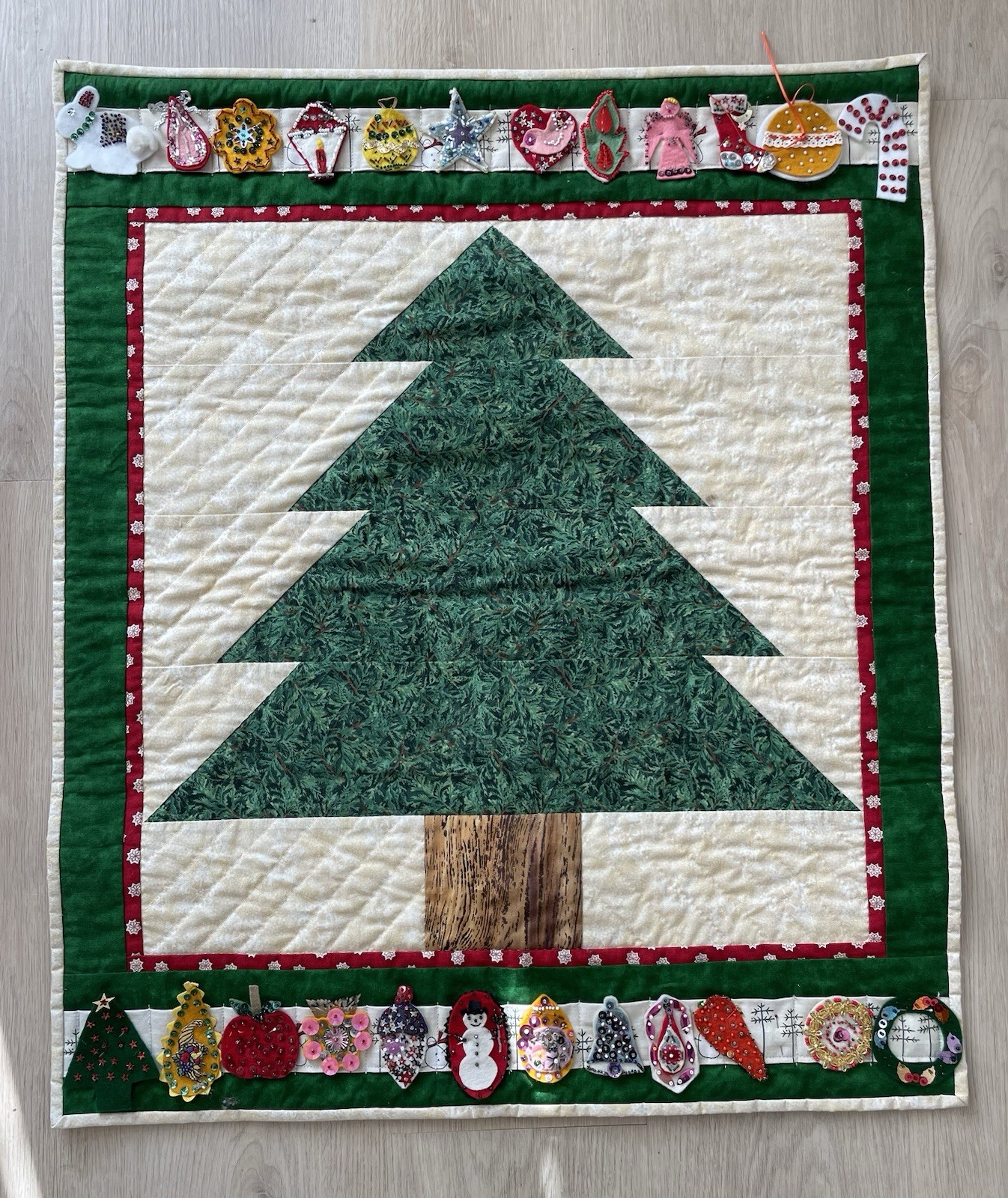 Vintage Advent Calendar Quilt Christmas Tree Wall Hanging Handmade 29.5x25