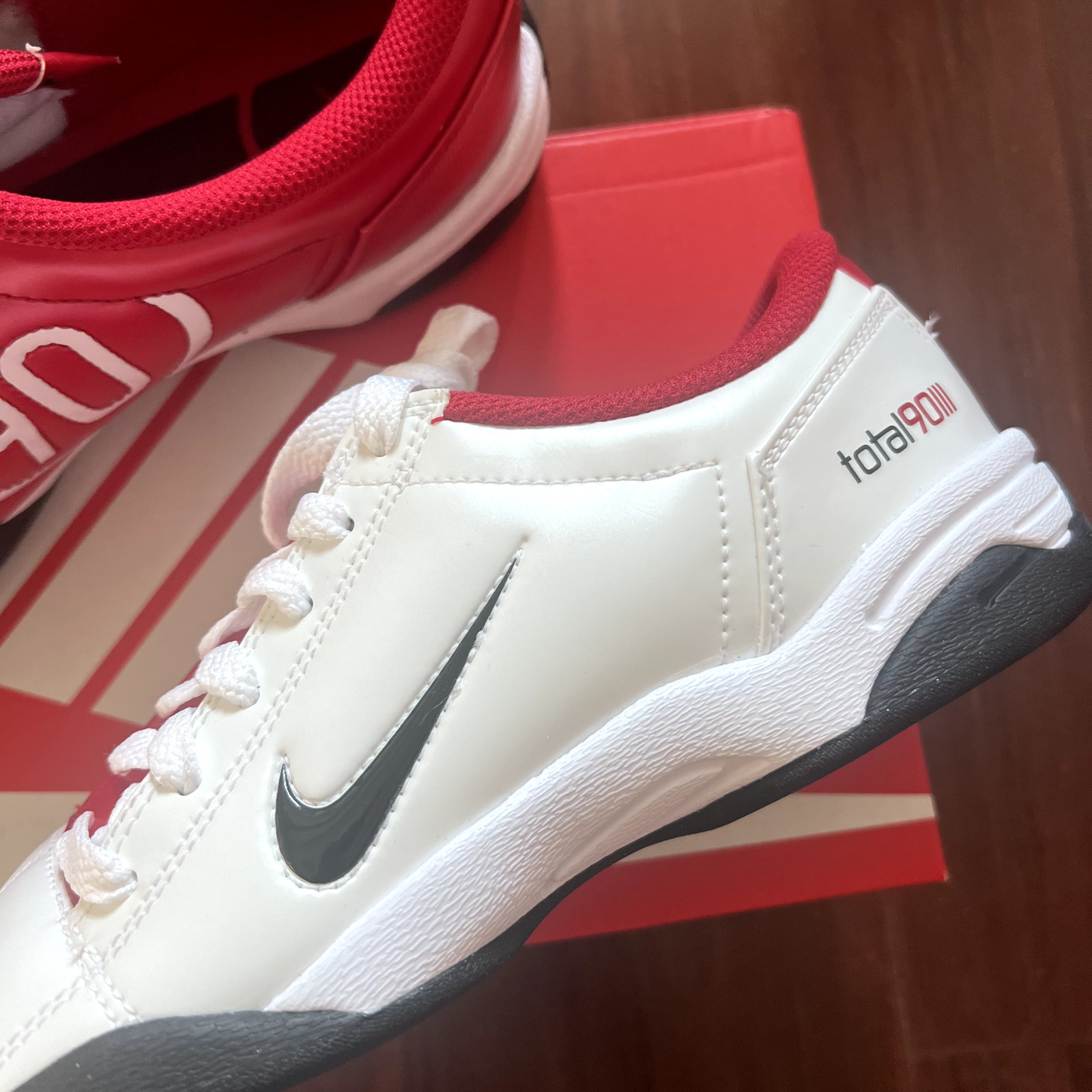 Nike Total 90 SP Mens Indoor Soccer Shoes White Gym Red Black HQ2851-100