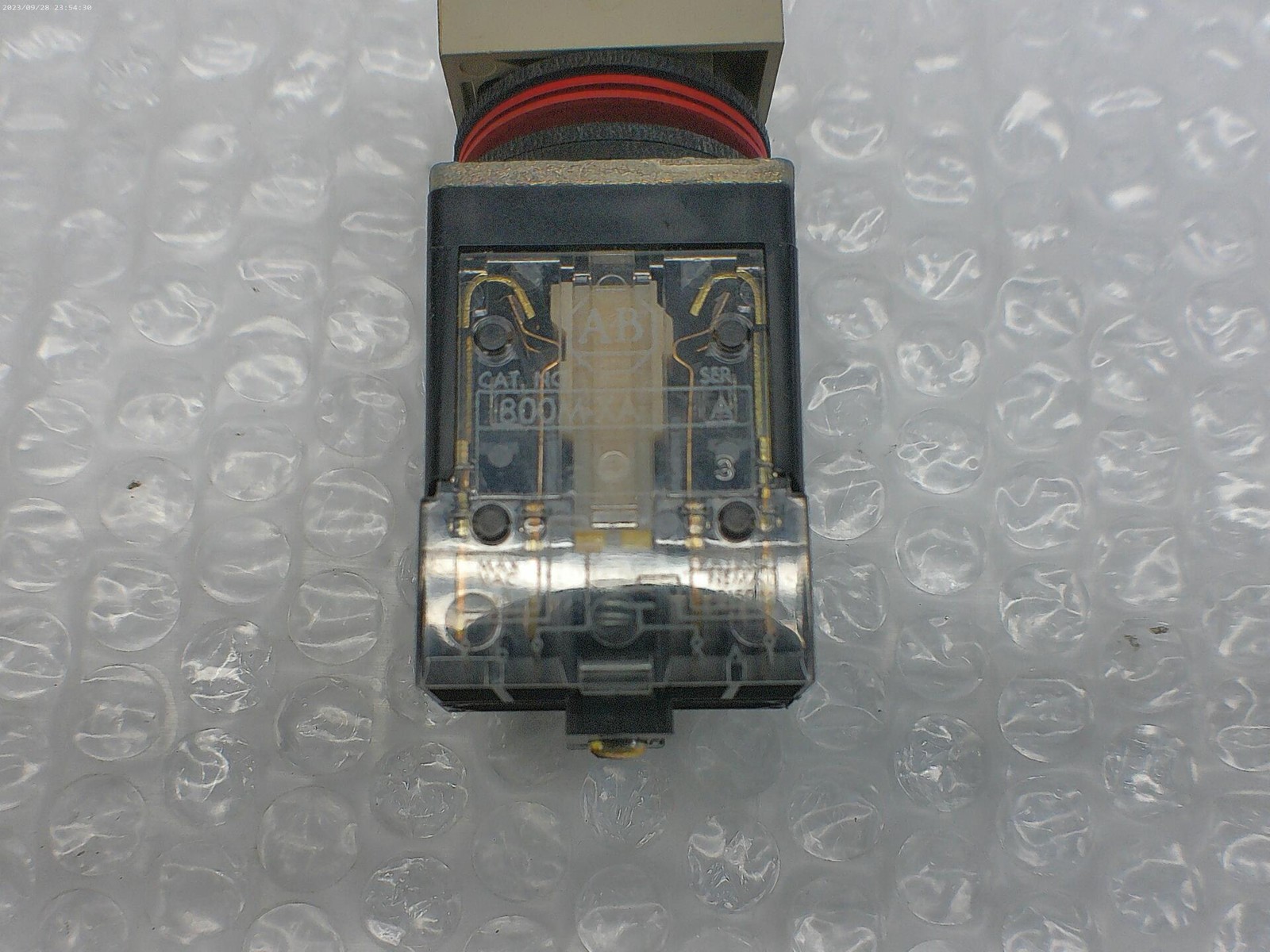 ALLEN BRADLEY 800MS-XO SER.A PUSHBUTTON SWITCH NSNP
