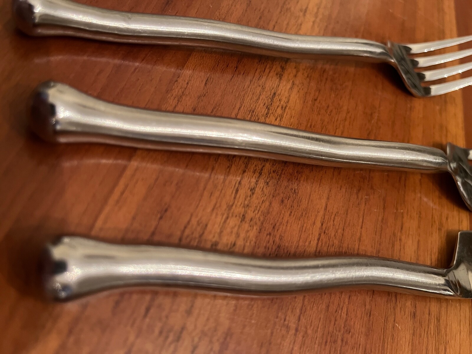 Gourmet Settings EXOTIQUE-PLATINUM 18/10 Stainless Flatware Wavy Handle - Choice