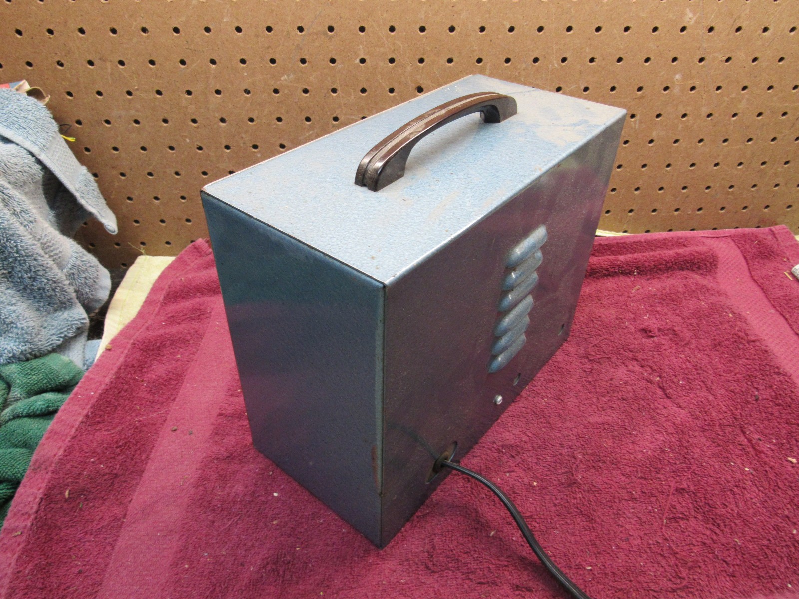 VINTAGE EICO MODEL 145 MULTI-SIGNAL TRACER