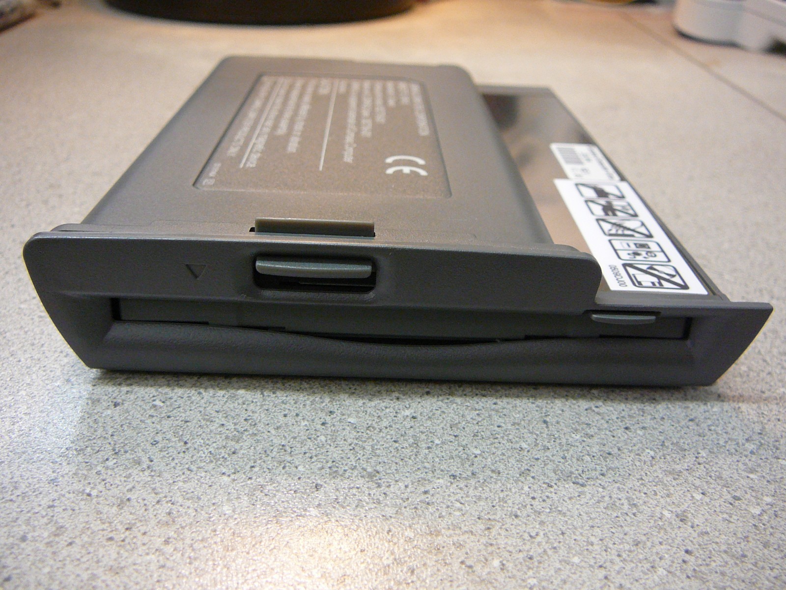 COMPAQ 382738-001 1.44 Floppy Drive for Prosignia Notebook Series **NEW**