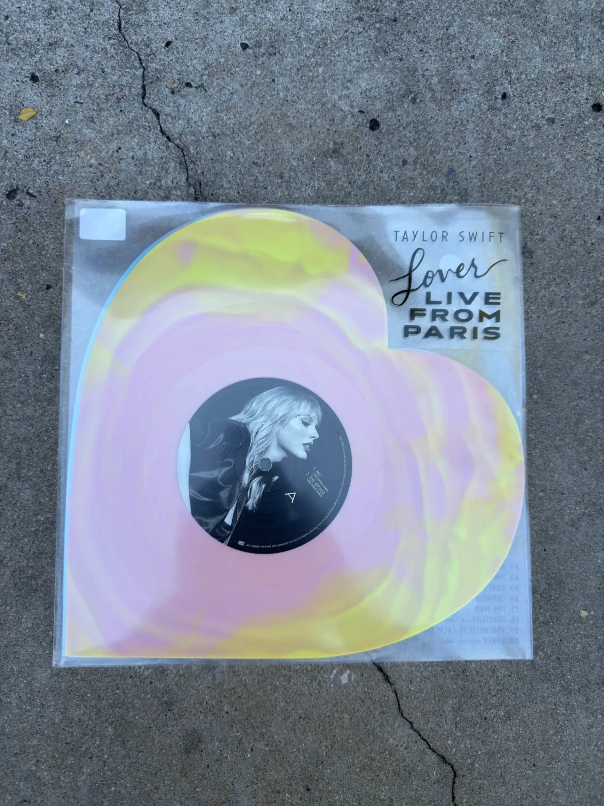 Taylor Swift - Lover Live From Paris Limited Heart Shaped Vinyl 2025 SHIPS NOW!