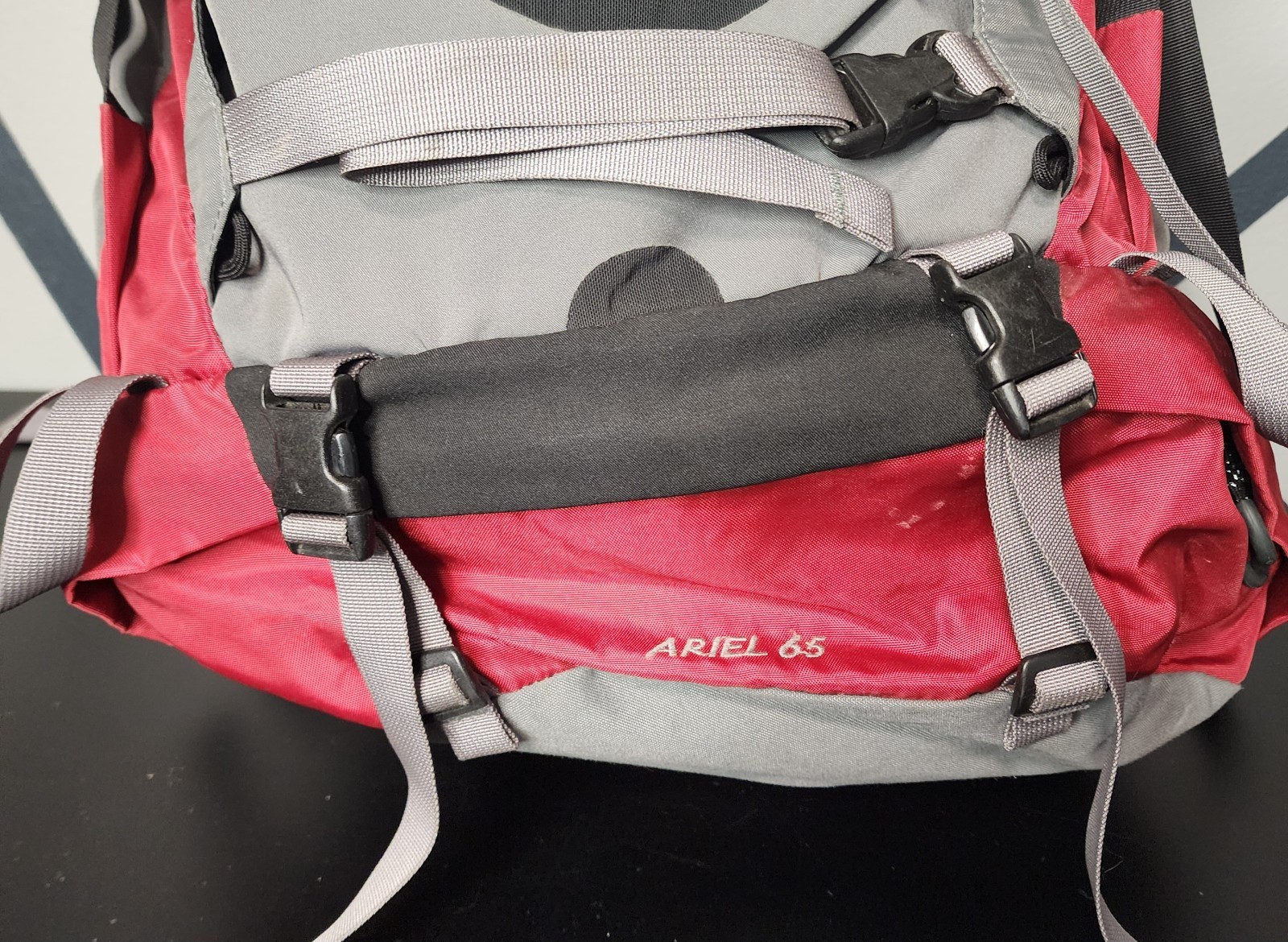 Osprey Ariel 65 Backpacking Backpack Red size WS