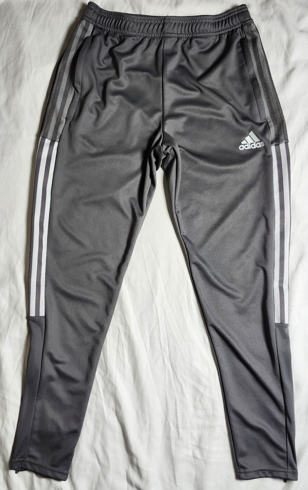 Adidas Aeroready Men's Gray Track Pants 3 Stripes Size 28 Zip Pockets Logo