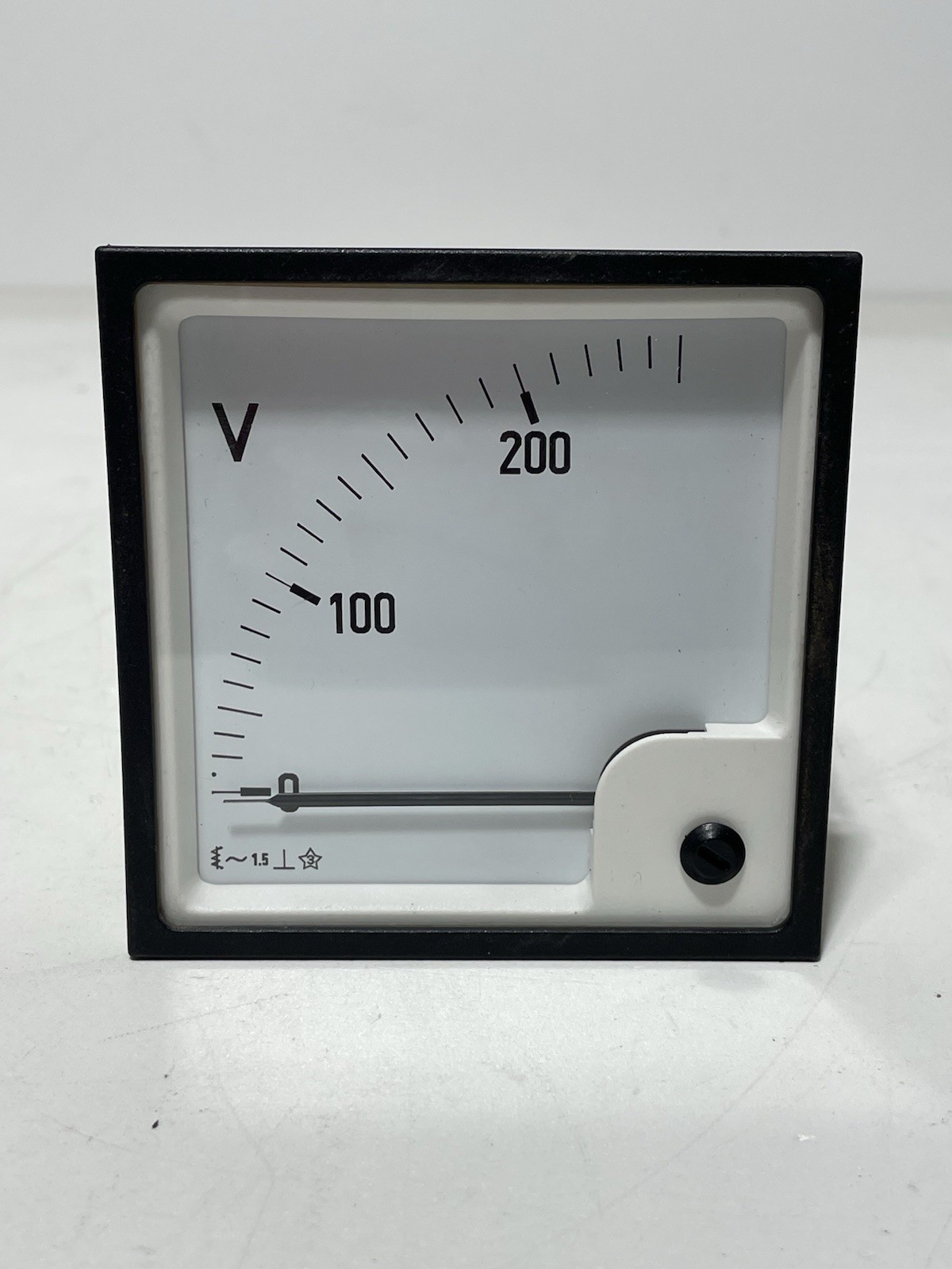 Crompton Instruments E244-02V-G-RS-RS-C7 Analog Meter