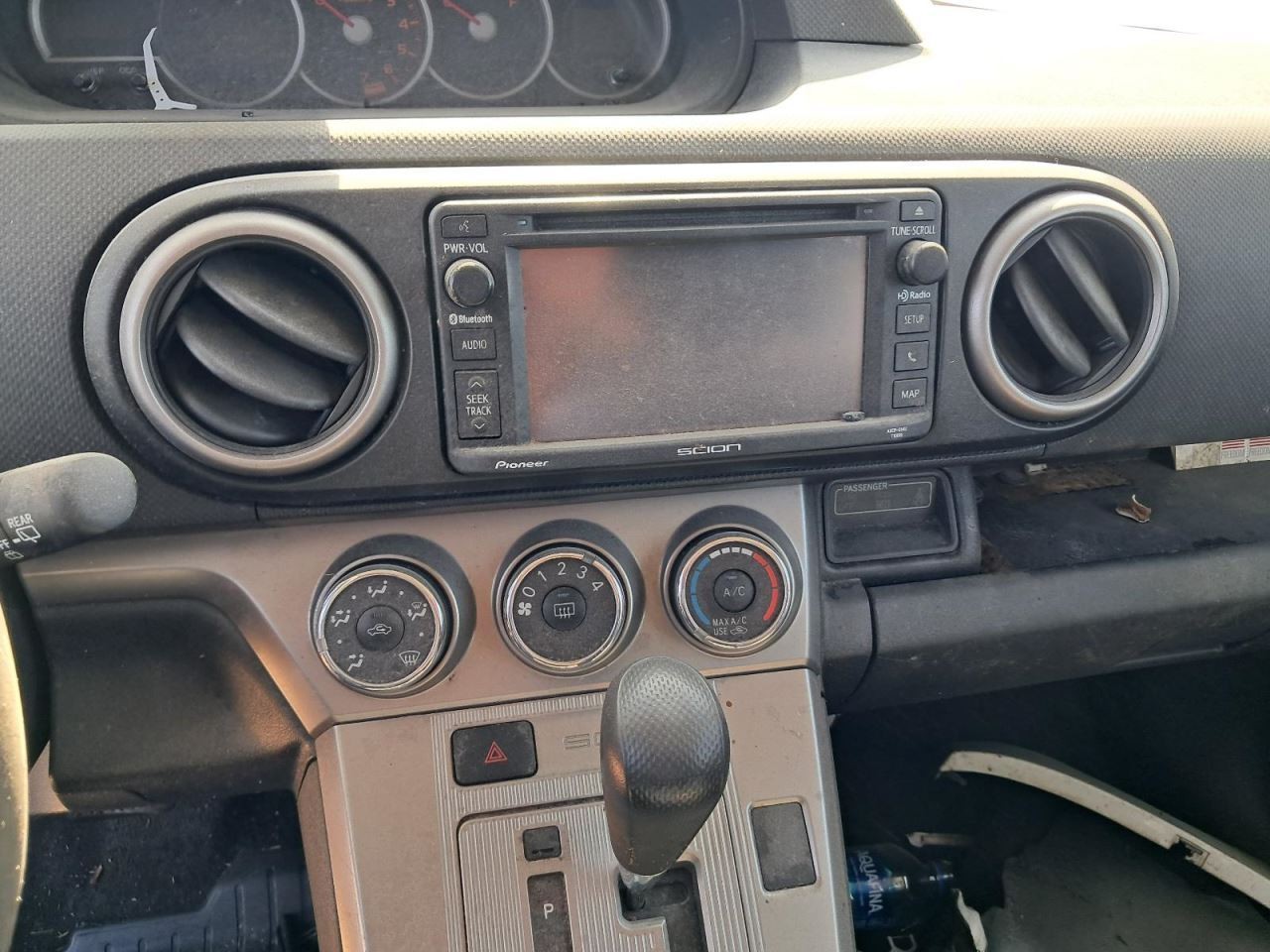 XB SCION 2015 Glove Box 4844156