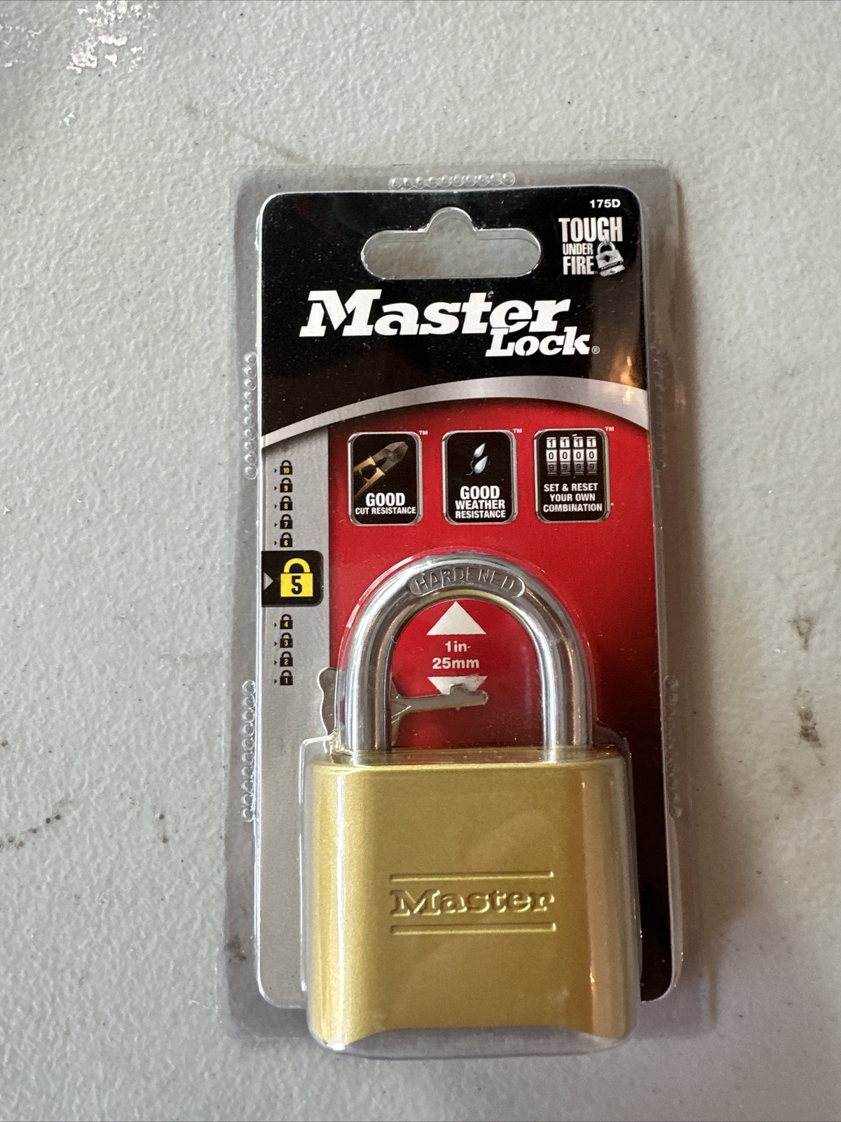 Combination Padlock 2" inch Wide.Master Lock No. 175D Resettable Combo. New