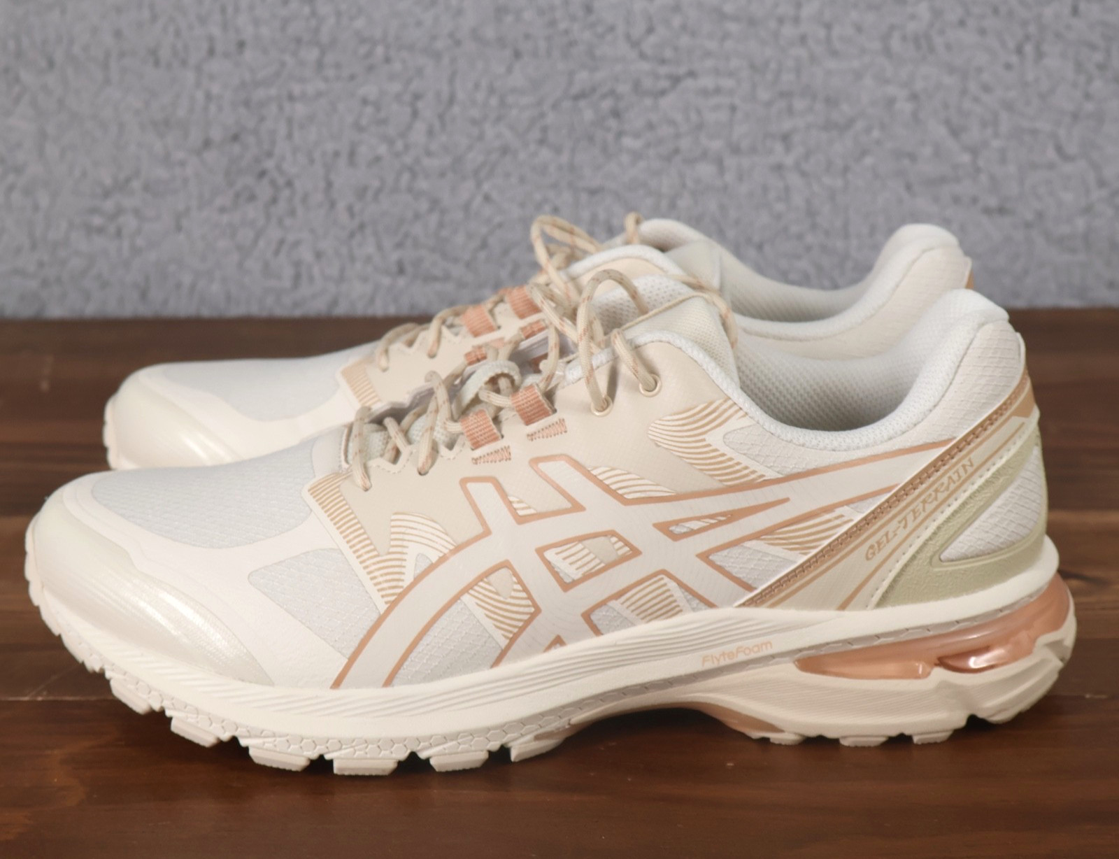 Asics Shoes Mens 8.5 Womens 10 Birch Gel Terrain FlyteFoam Running Neutral Trail