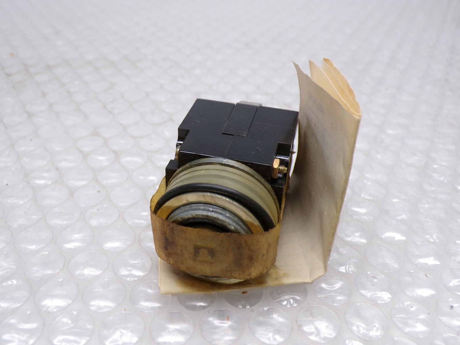 GENERAL ELECTRIC CR104B2021 SWITCH NSMP
