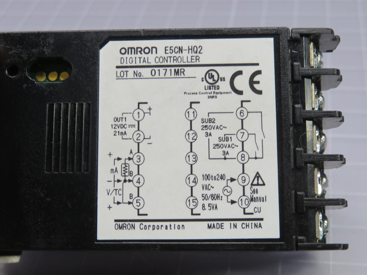 OMRON E5CN-HQ2 TEMPERATURE CONTROLLER T228911