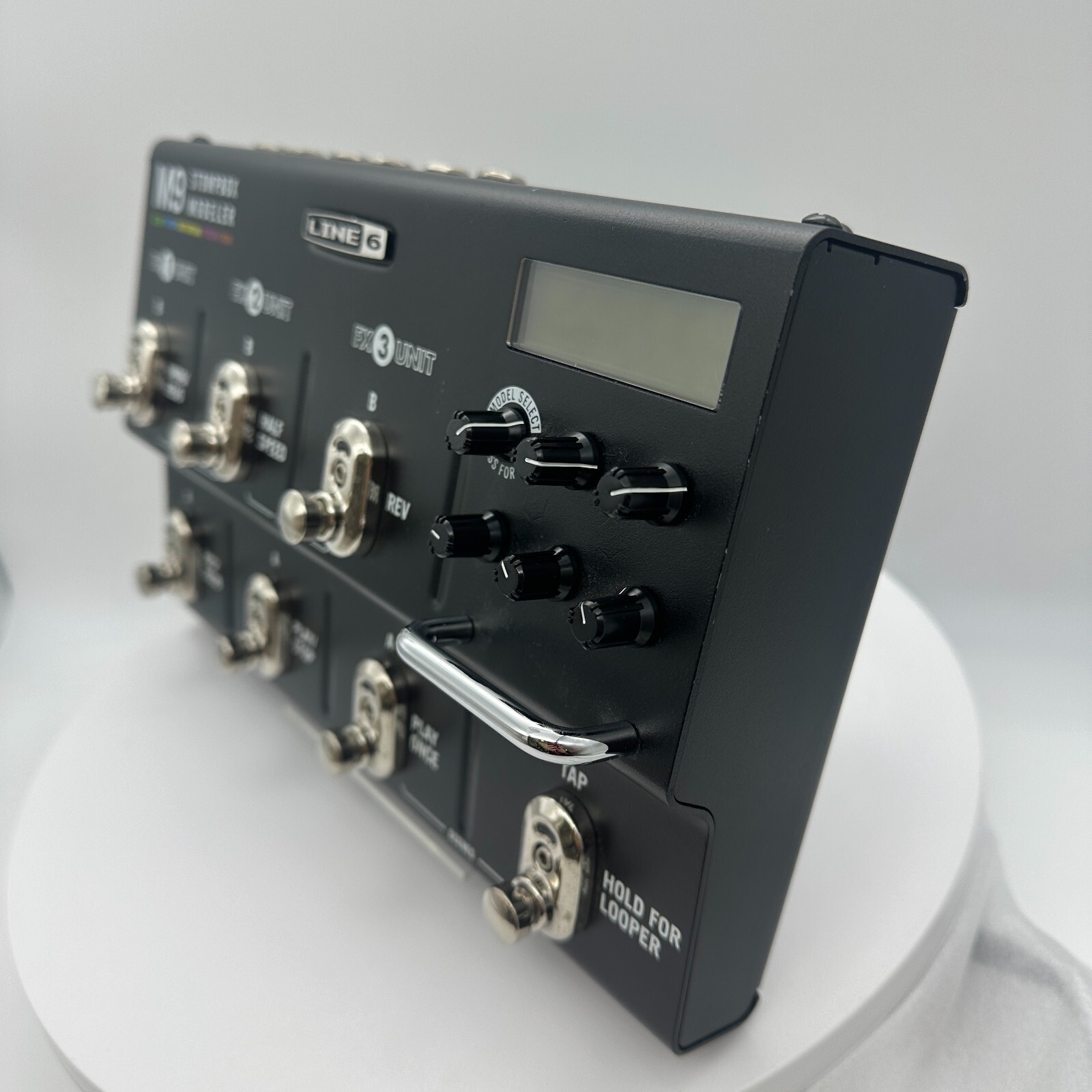 line6 M9 Stomp box Modeler multi effects Complete Accessories Good Condition