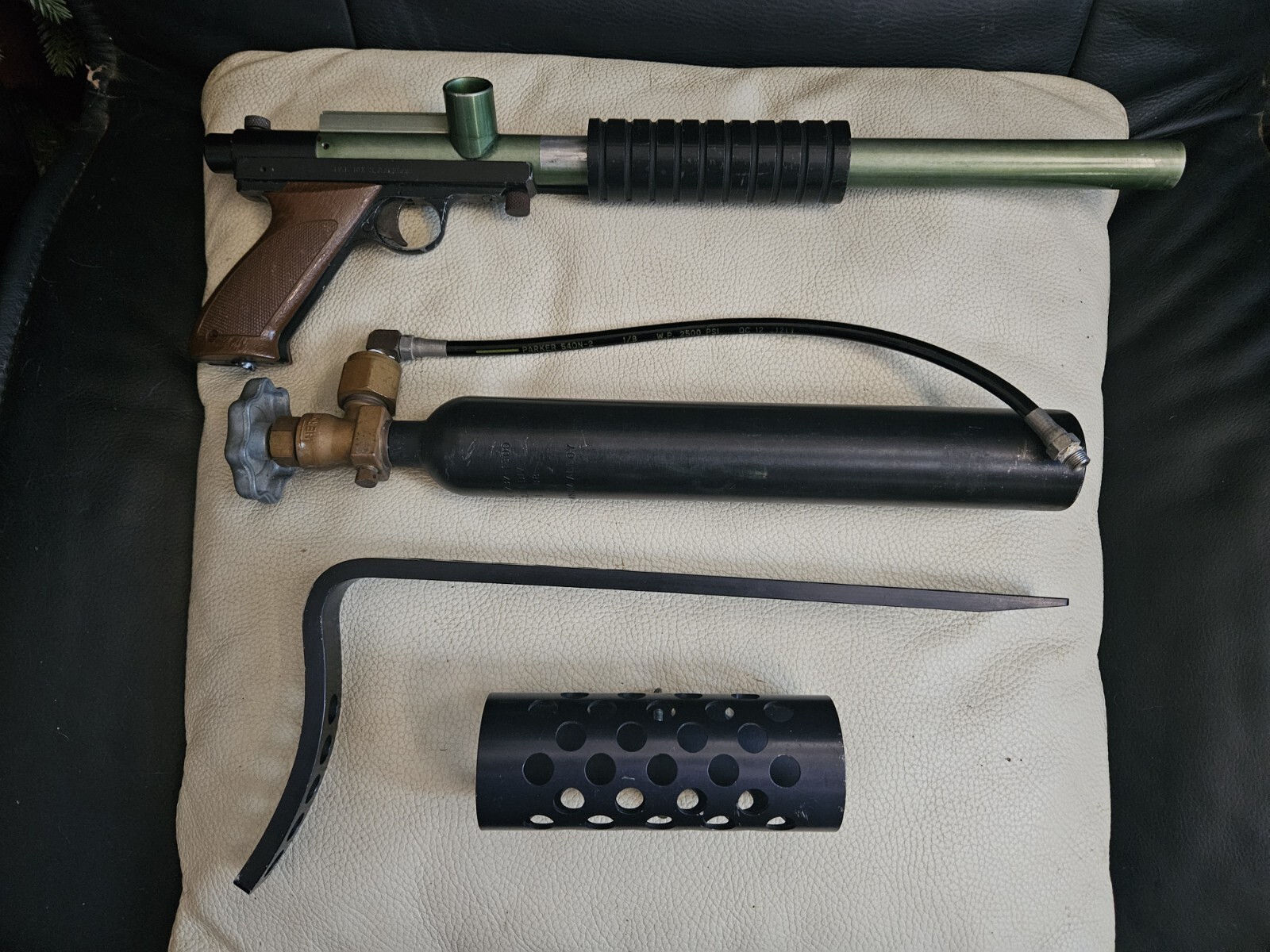 1988 PAINTBALL NELSON UNIBODY PUMP GUN VINTAGE SNIPER W/ STOCK & TANK