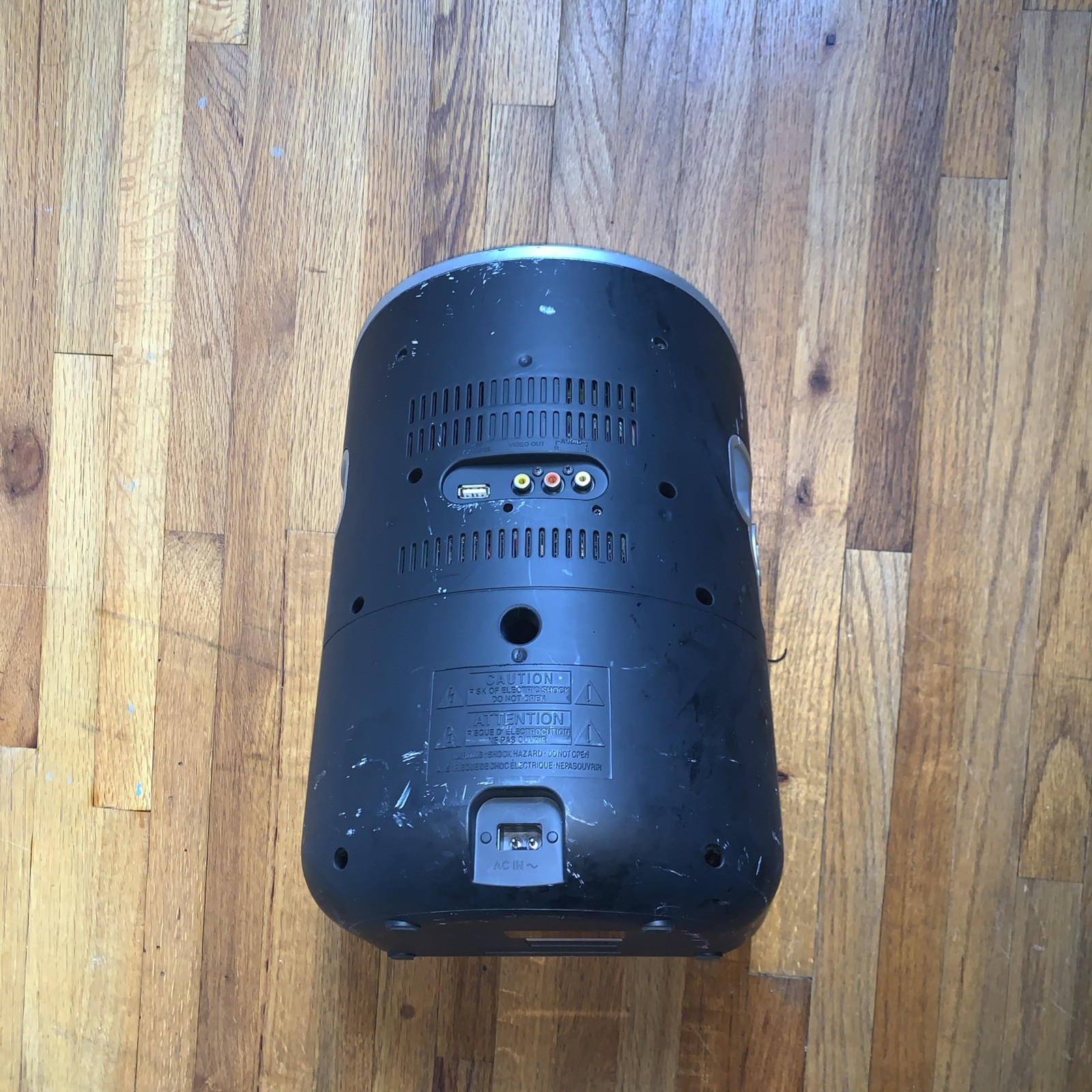 iLive Karaoke Party Machine With Microphone
