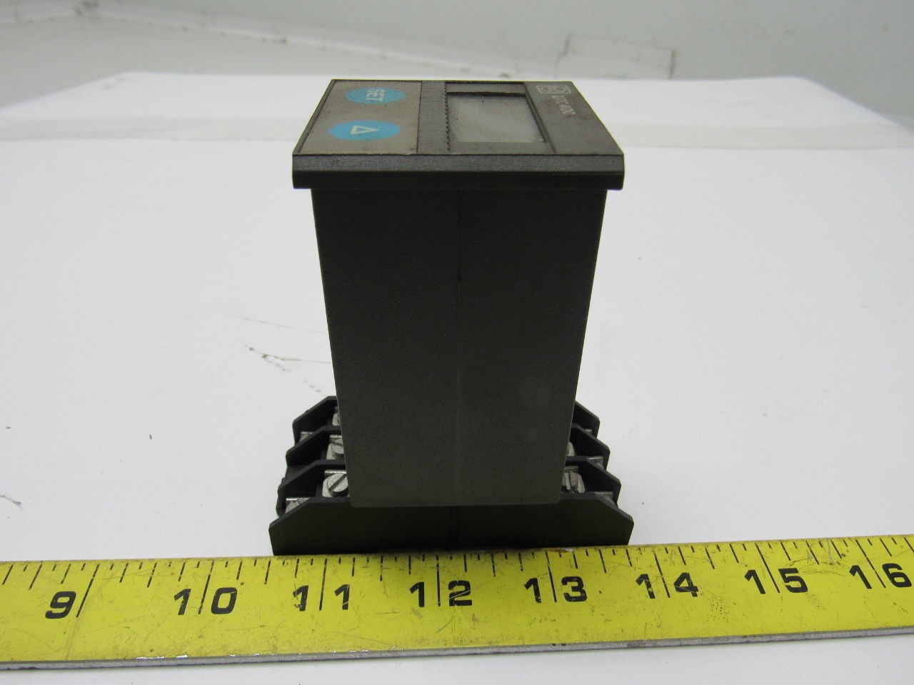 Tempatron DTC 400-02 110 VAC  Programmable Temperature Control