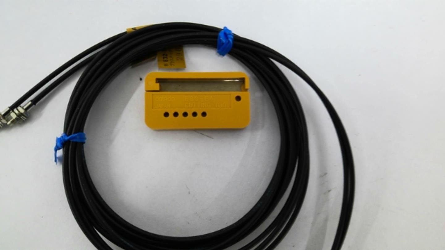 Omron TC200A Photoelectric Switch