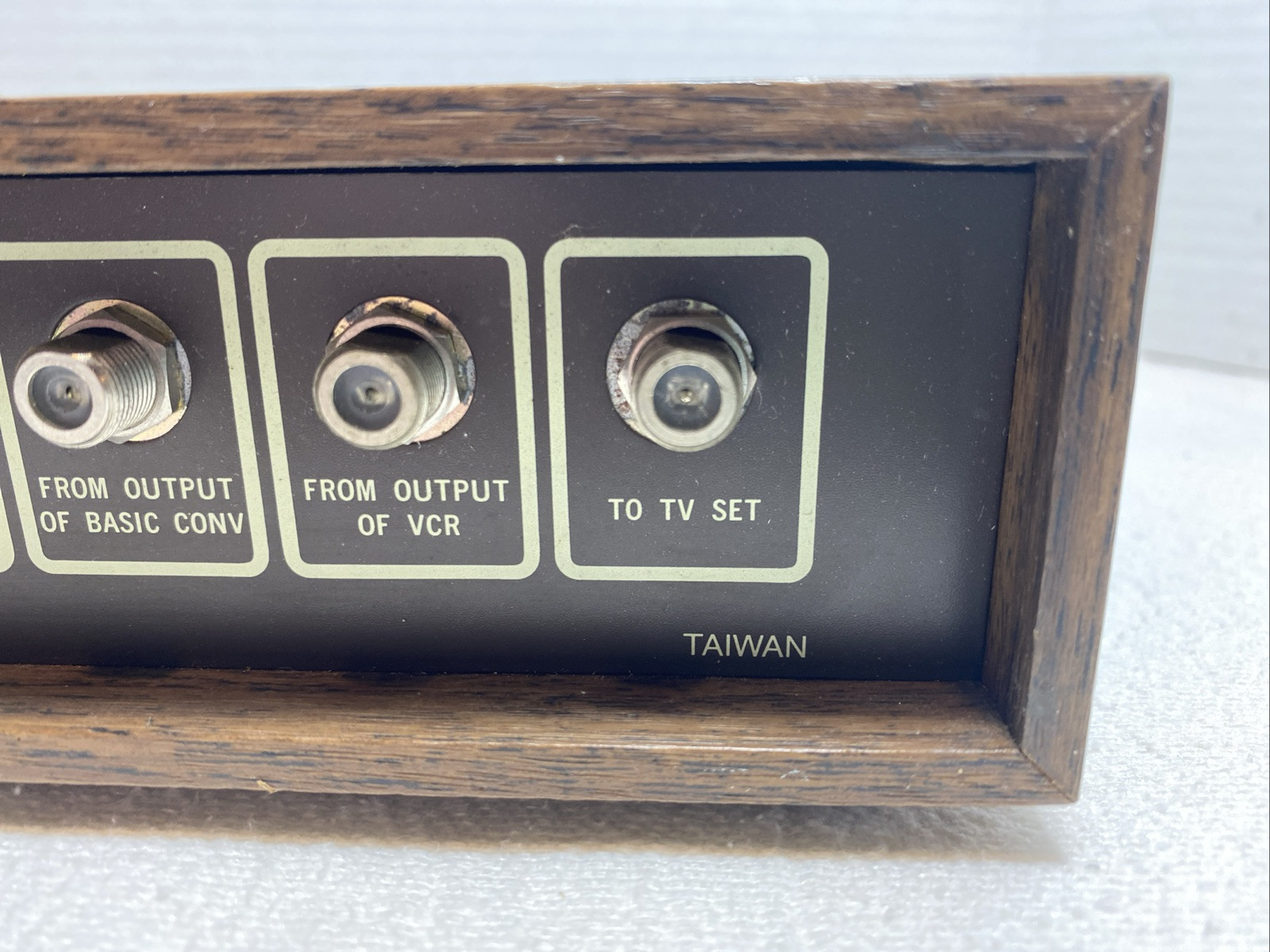 Vintage Telecom Model VCC-4300V (0059)