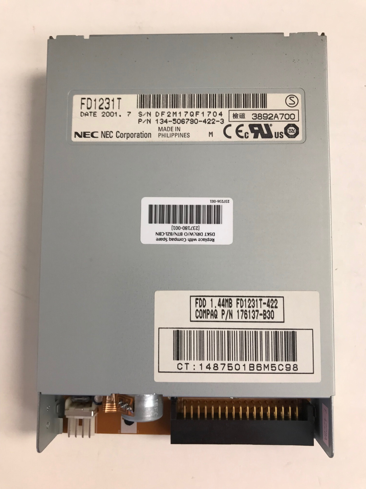 COMPAQ 237180-001 176137-B30 1.44MB 3.5 FLOPPY DRIVE FD1231T-422