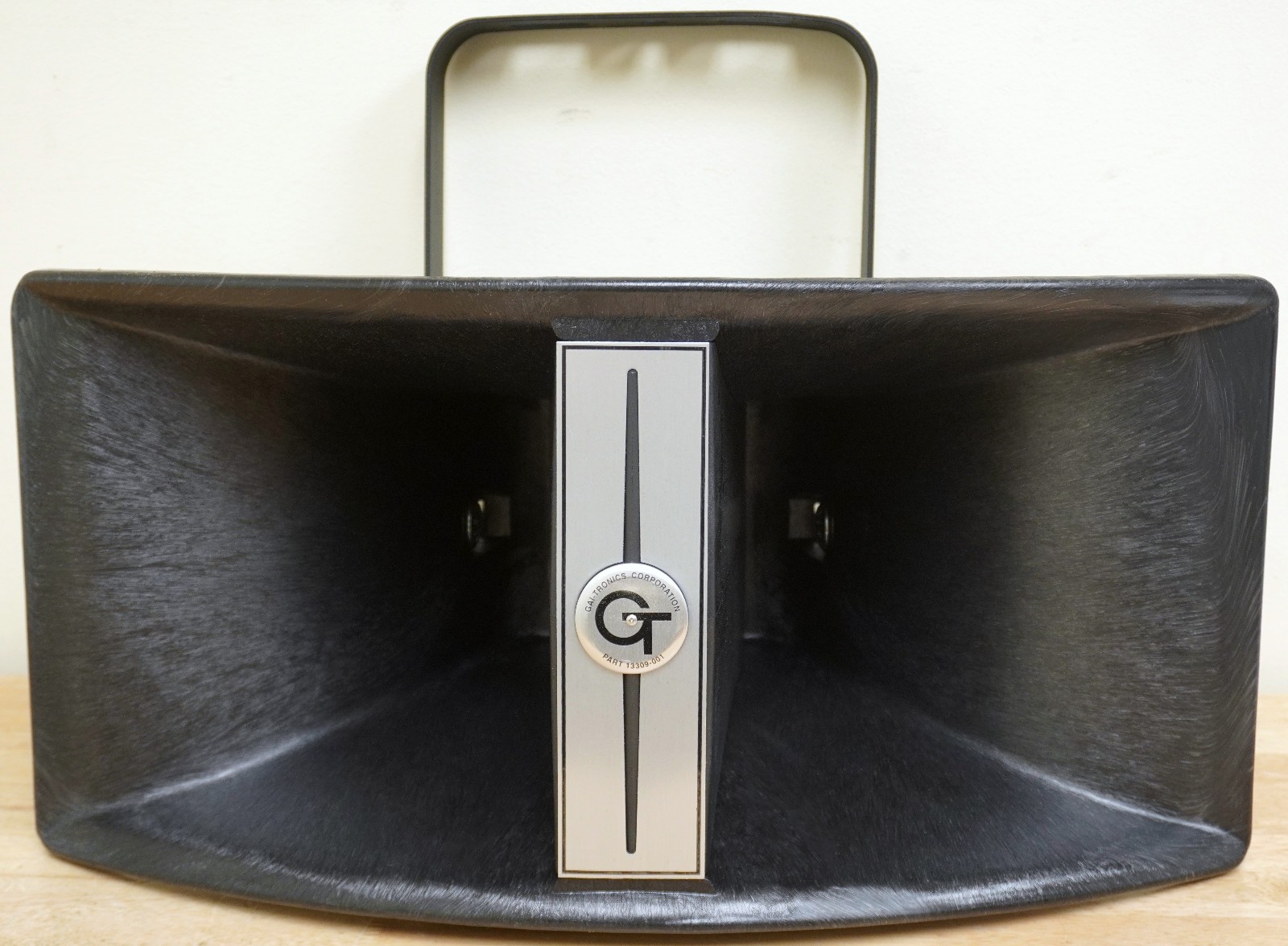 GAI-TRONICS Constant Directivity Wide Angle Horn 13309-001 SA-1048M1 - NEW