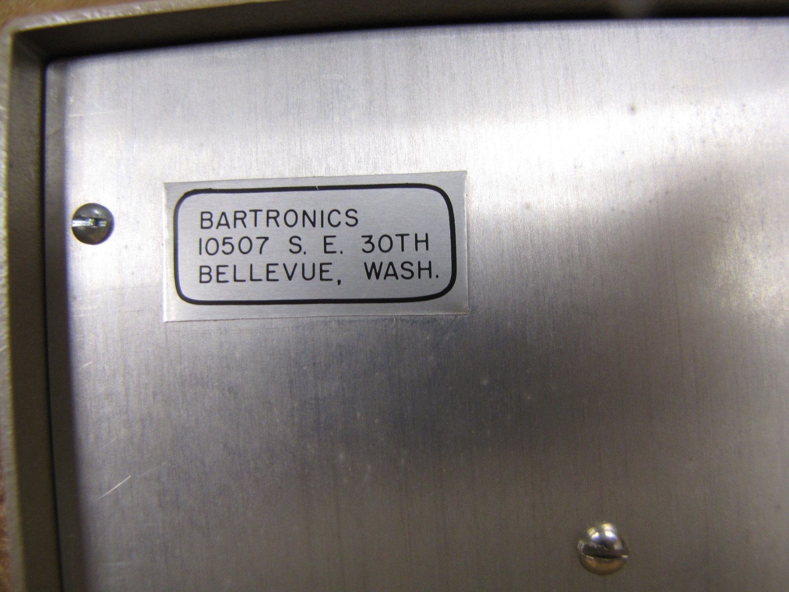 PULSE GENERATOR - BARTRONICS NEW IN BOX -NOS -NO15
